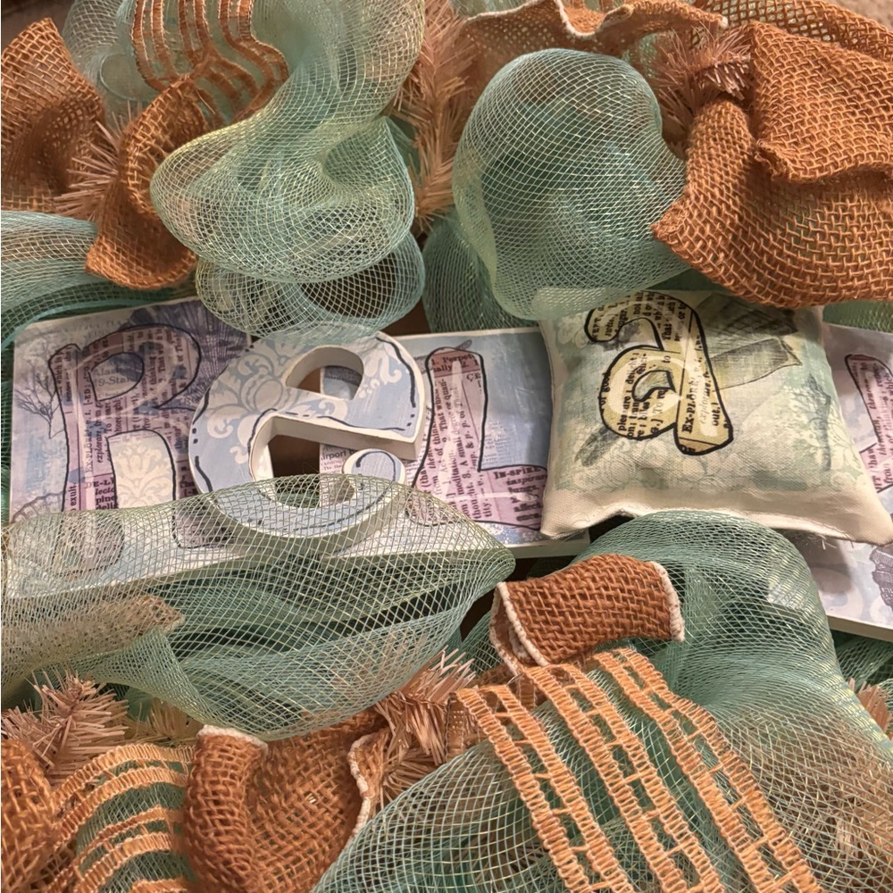 Custom Wreath - Picture 4 of 5